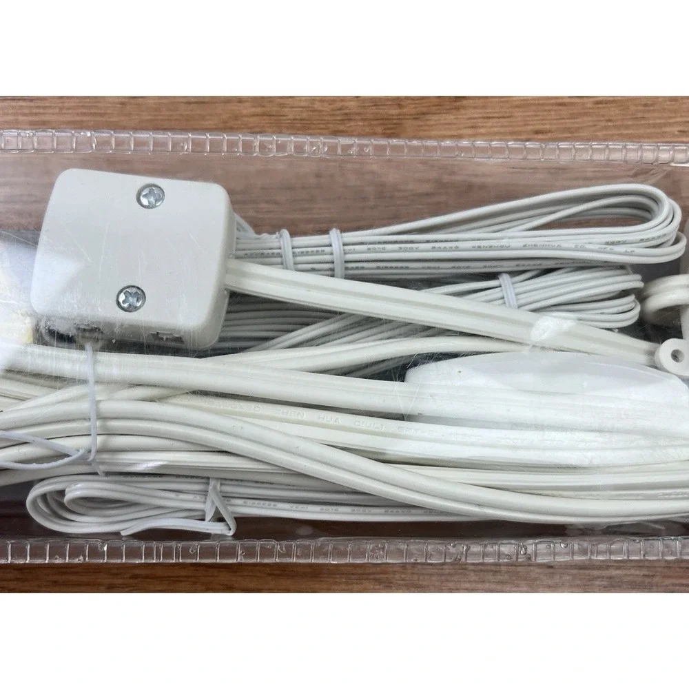 Ikea Dioder LED Puck Lights 001.194.24 Pack of 4 Corded Under Cabinet NEW